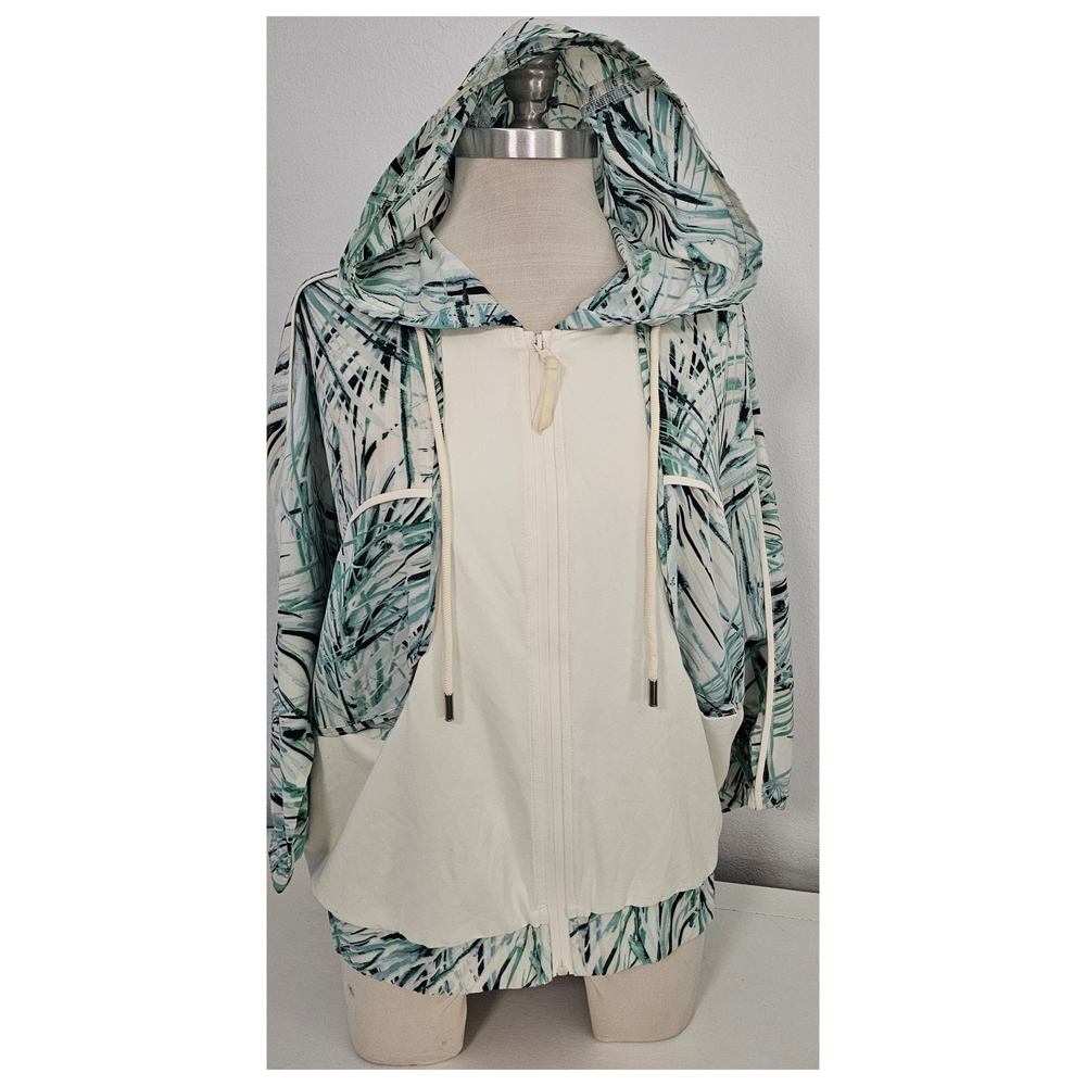 NWT Hologram Tropical Print Hooded Jacket